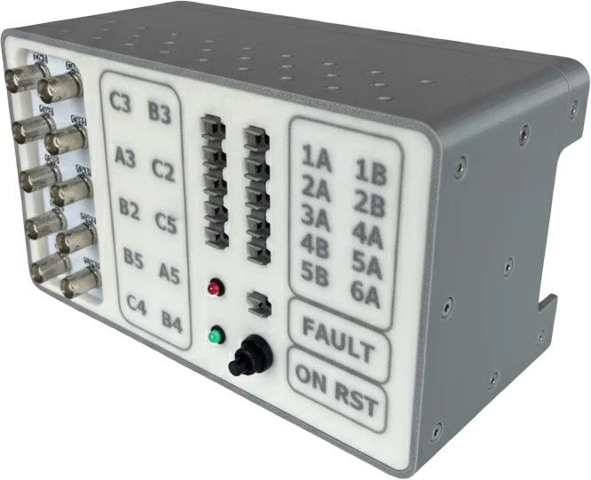 C-Box platform module with BNC inputs, fault indicator and reset button